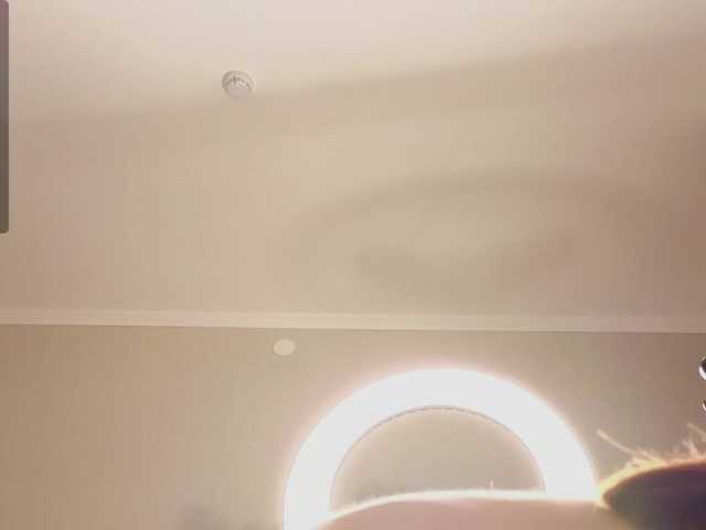 mia-roxxxx live cam on BongaCams