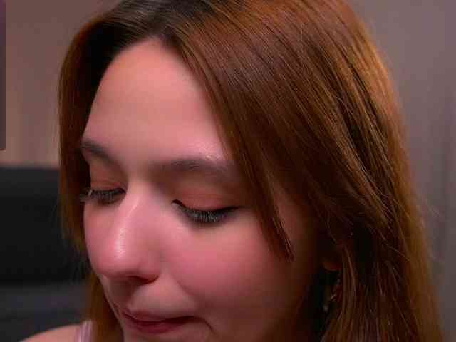 mia-roxxxx webcam