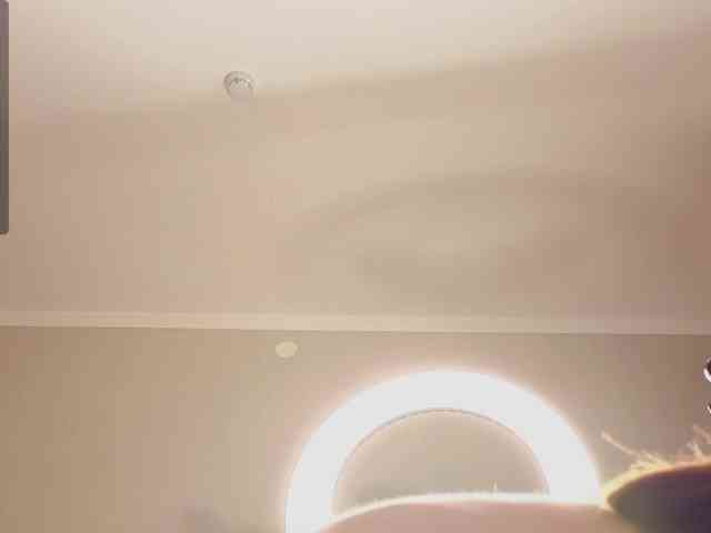 mia-roxxxx's live room