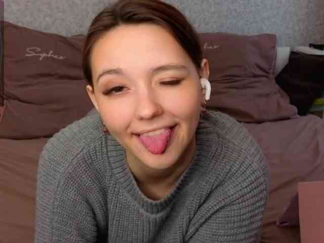 mia-roxxxx webcam