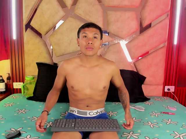 van-angel live webcam show