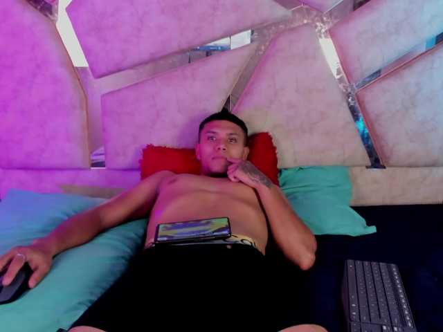 van-angel live cam preview