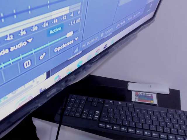 van-angel live cam on BongaCams