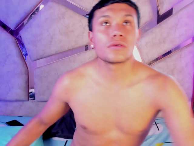 van-angel live cam on BongaCams