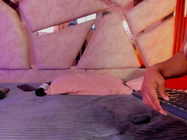 van-angel live cam on BongaCams