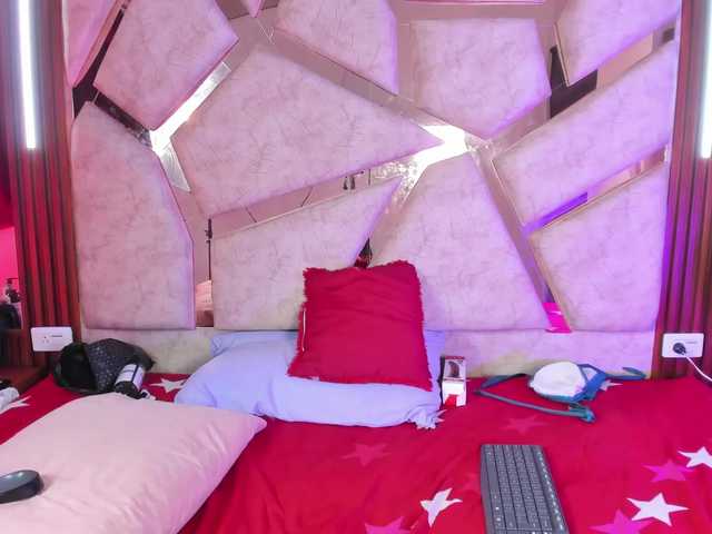 van-angel's BongaCams show and profile