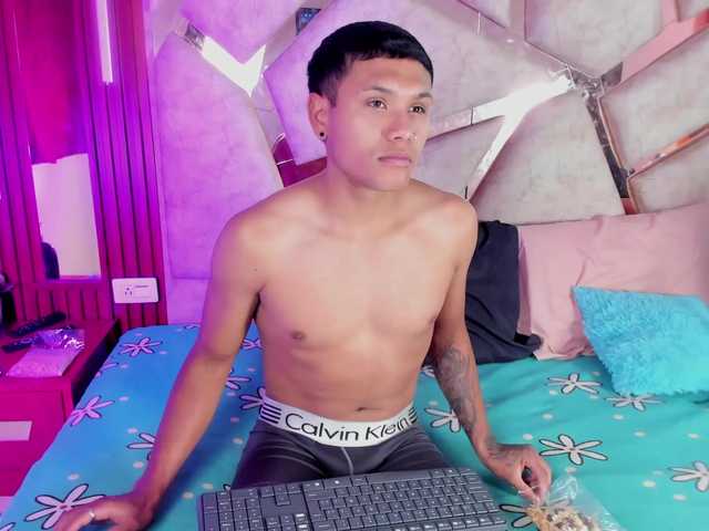 van-angel live webcam show