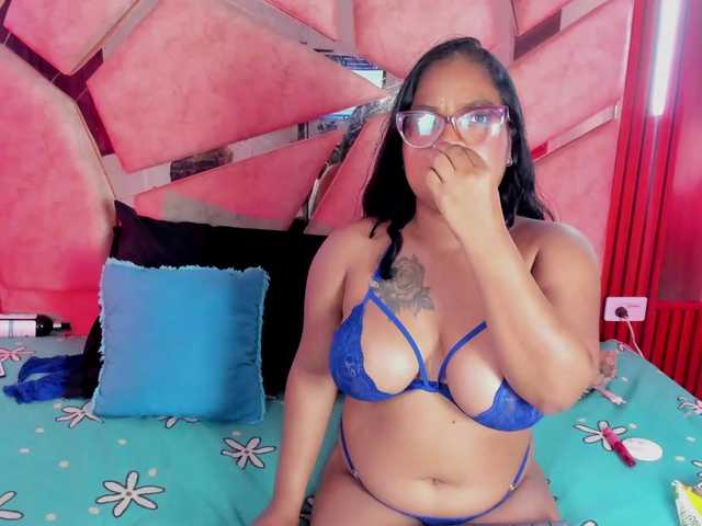 van-angel live cam on BongaCams