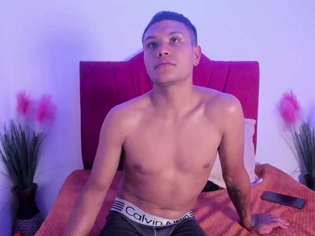 van-angel live cam on BongaCams
