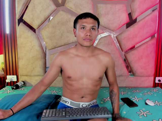 van-angel live cam on BongaCams