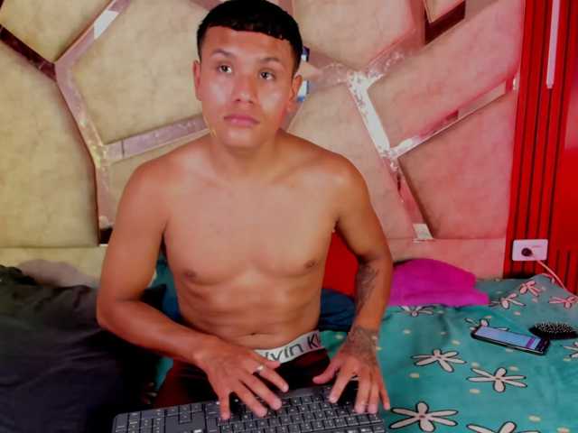 van-angel live cam on BongaCams