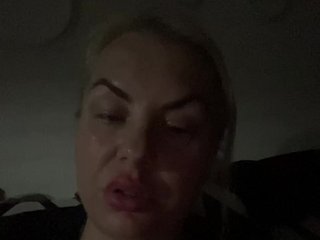 RobinLili Porn Show