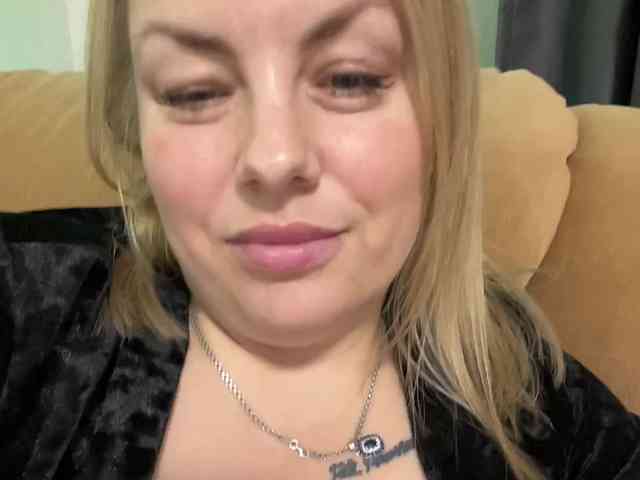 RobinLili webcam
