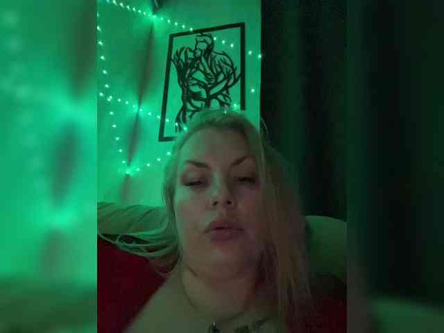 RobinLili webcam