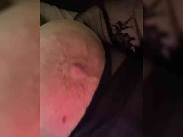 RobinLili webcam
