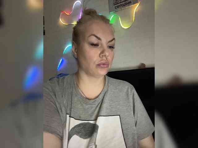 RobinLili webcam