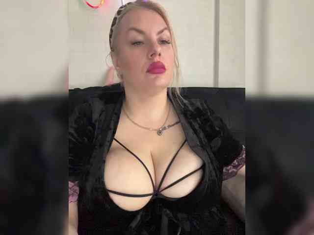 RobinLili webcam