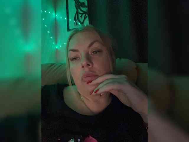 RobinLili webcam