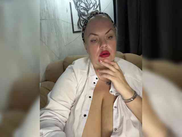 RobinLili webcam