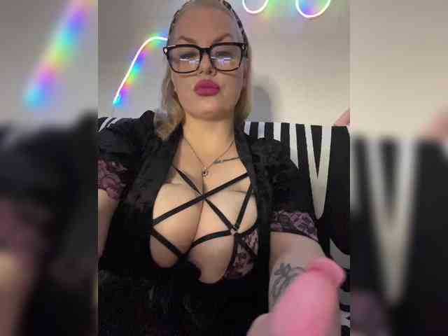 RobinLili webcam