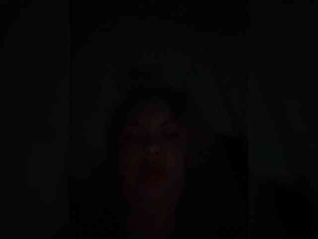 RobinLili webcam