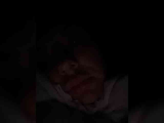 RobinLili webcam