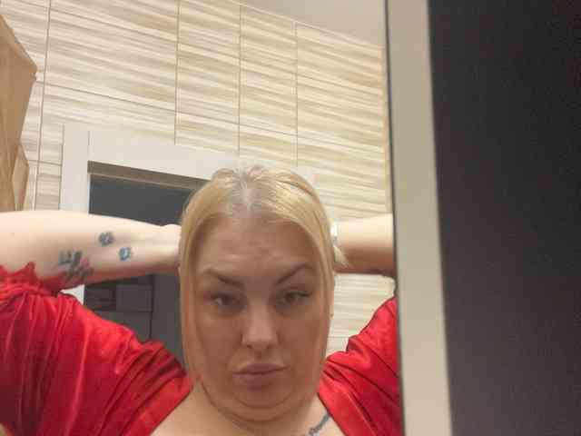 RobinLili webcam