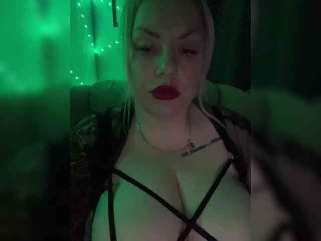 RobinLili webcam