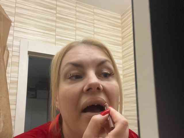RobinLili webcam