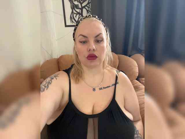 RobinLili webcam