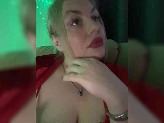 RobinLili webcam