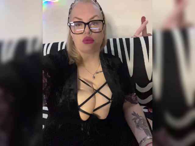 RobinLili webcam