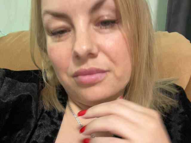 RobinLili webcam