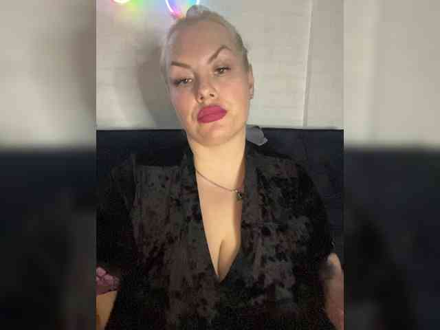 RobinLili webcam