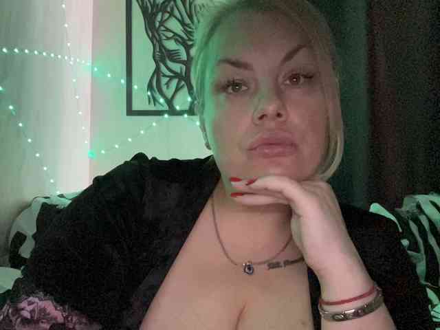 RobinLili webcam