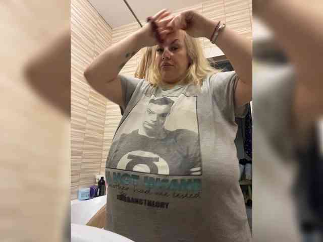 RobinLili Live Webcam on BongaCams