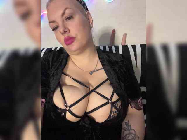RobinLili webcam
