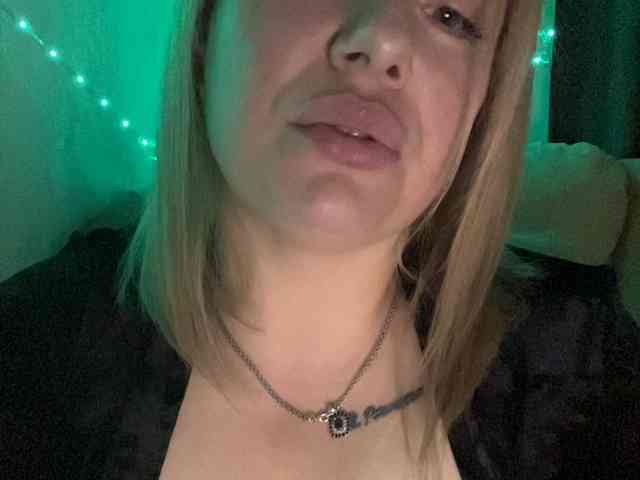 RobinLili webcam