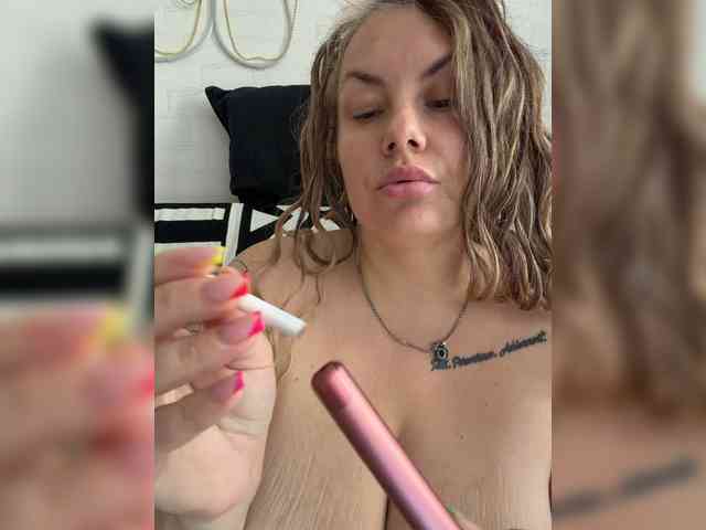 RobinLili webcam
