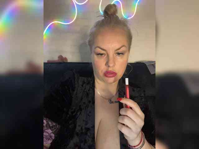 RobinLili webcam
