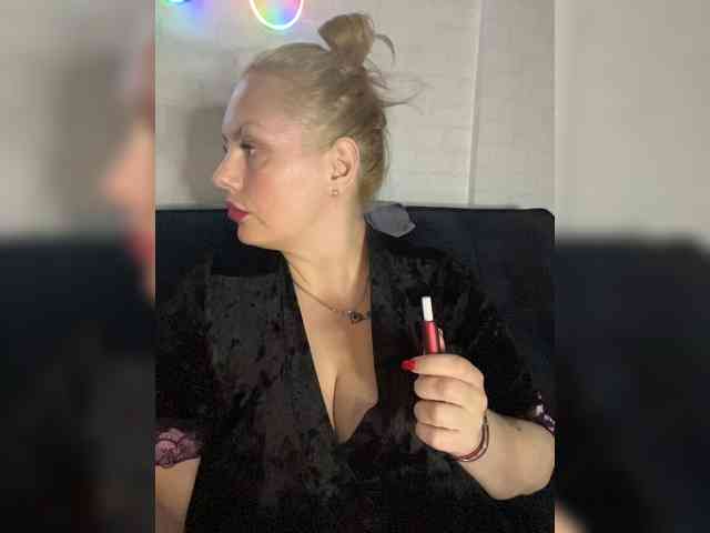 RobinLili webcam