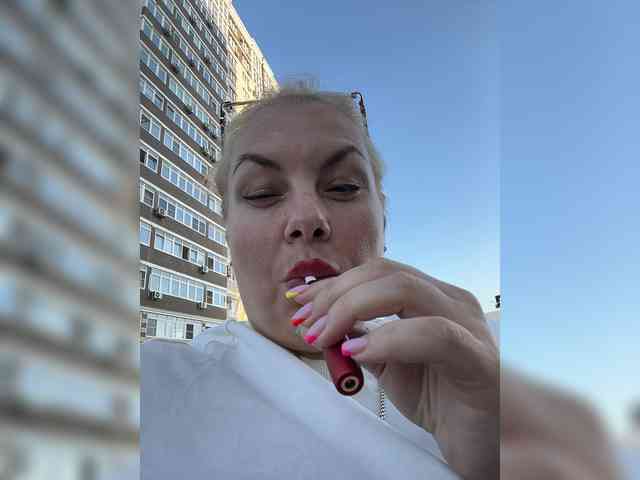 RobinLili webcam