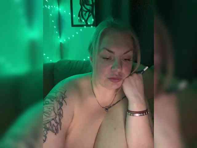 RobinLili webcam