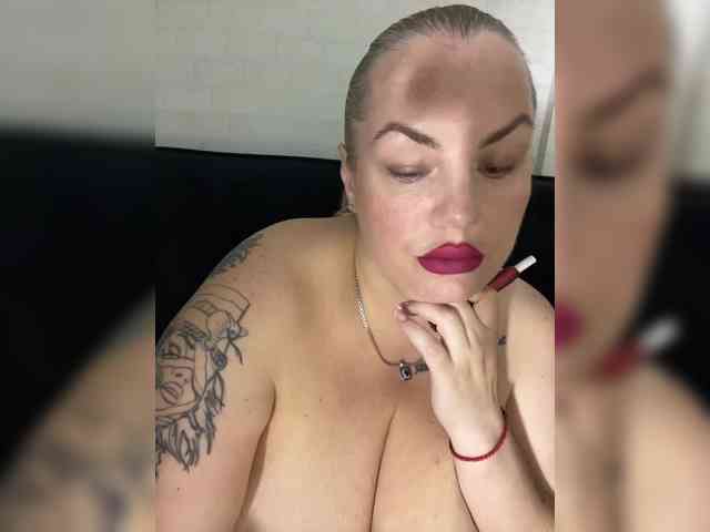 RobinLili webcam