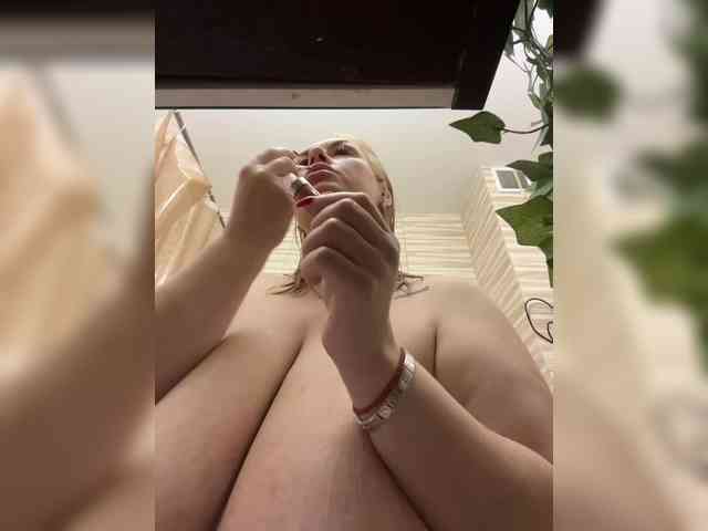 RobinLili webcam
