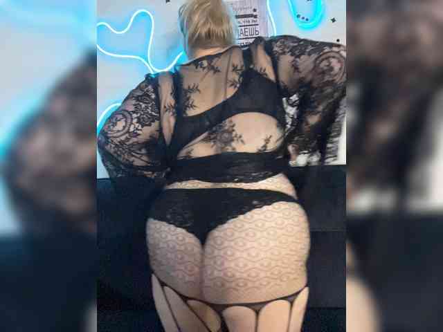 RobinLili webcam