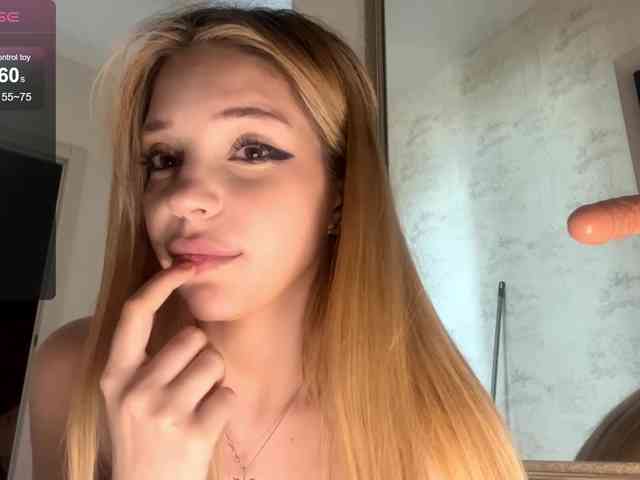 DeettaSkow webcam
