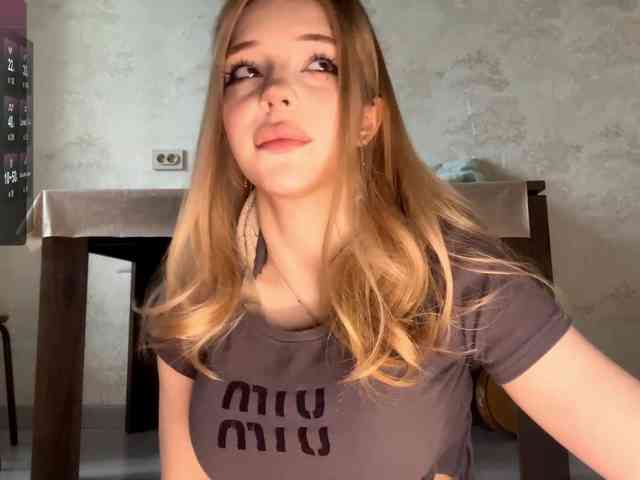 DeettaSkow webcam