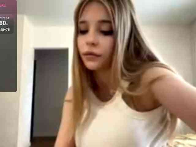 DeettaSkow webcam