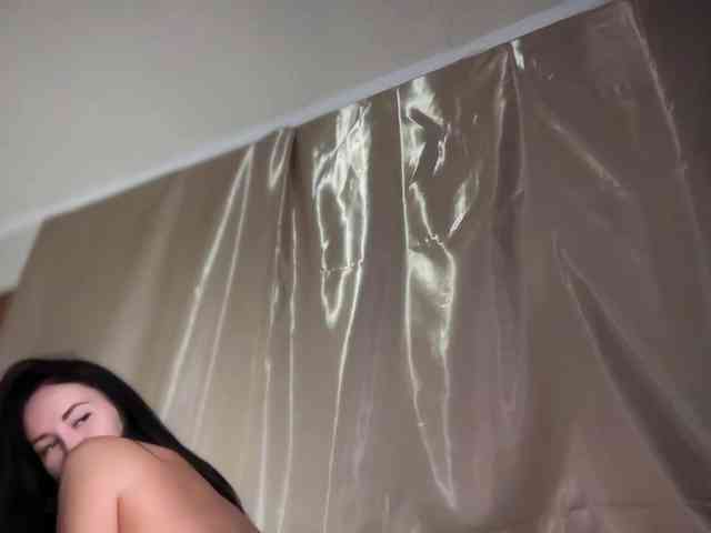 GoddessLaVitaBella webcam